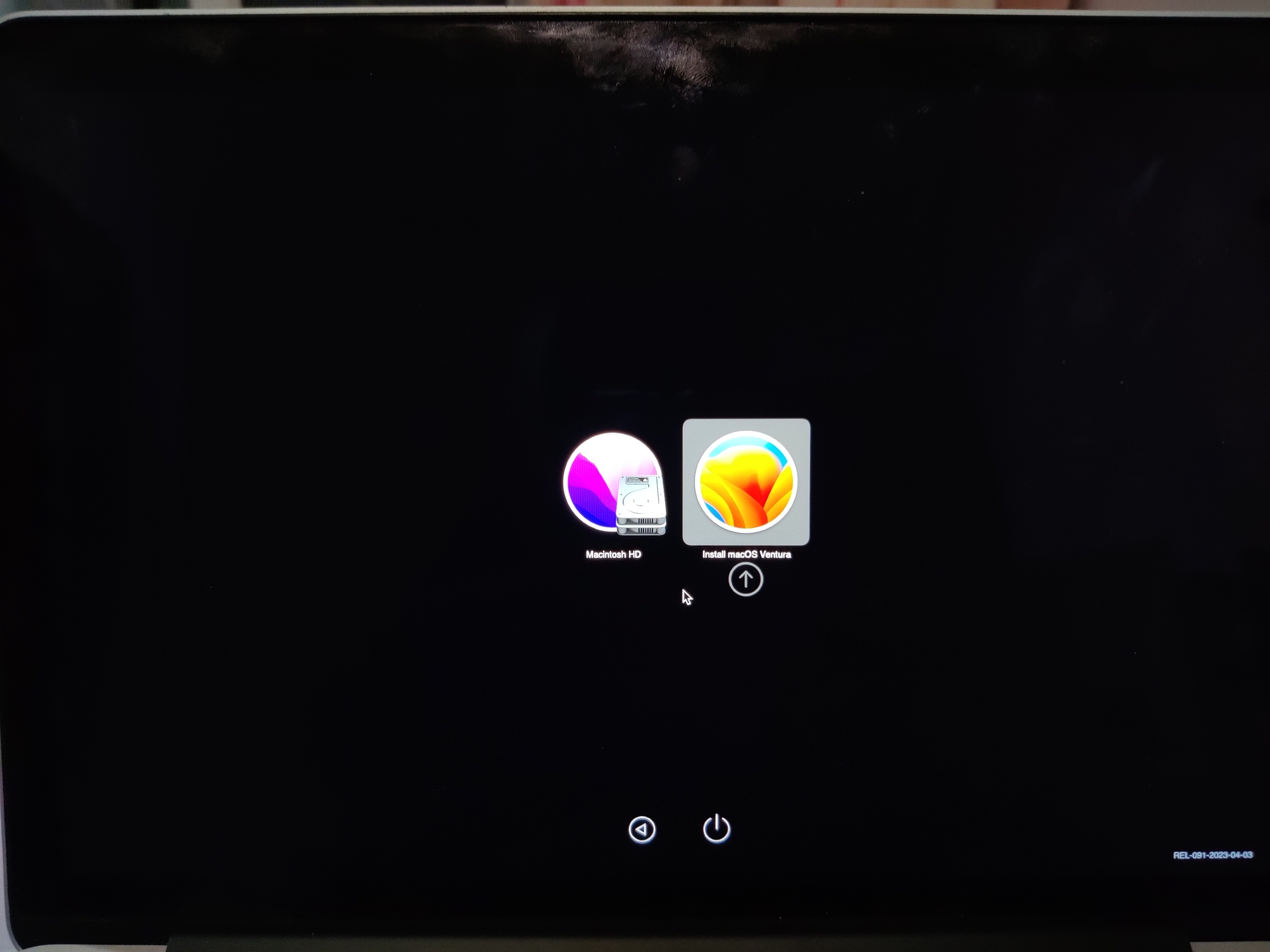 选择installmacosVentura.jpg